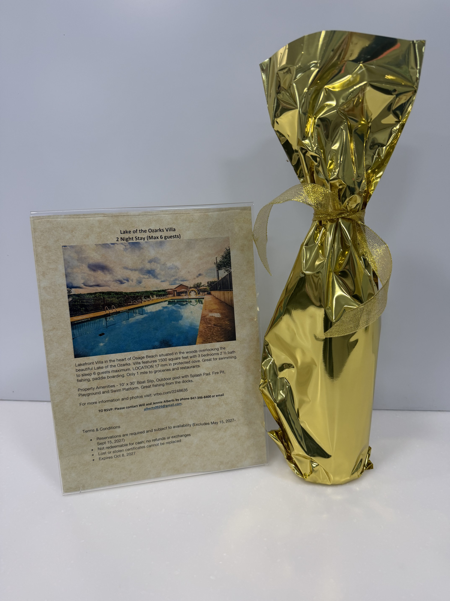 Lake of the Ozarks getaway raffle prize with champagne