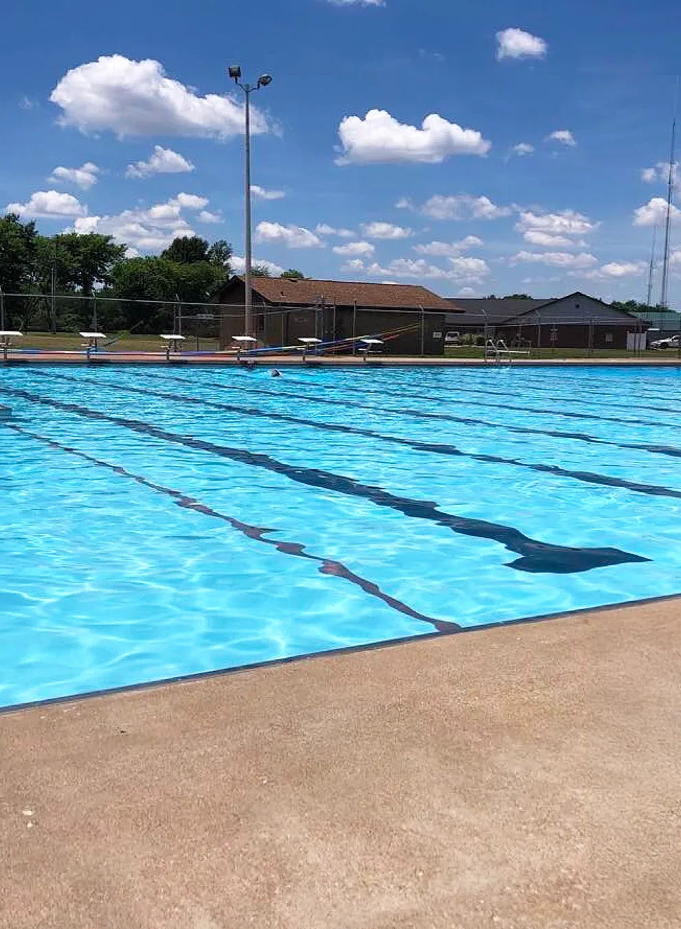 Public swimming pool in Sparta, Illinois, featuring a 6-lane, 50-meter competitive pool, water park, open swimming, swim lessons, and exercise classes.
