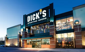dick's sporting goods storefront